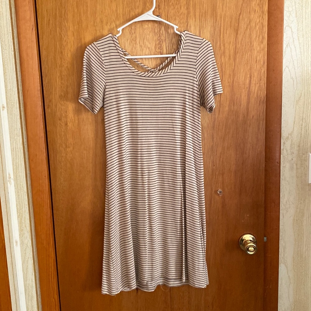 Olivia Rae Womens striped dress